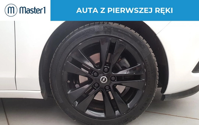 Opel Zafira cena 75850 przebieg: 117626, rok produkcji 2017 z Goleniów małe 191